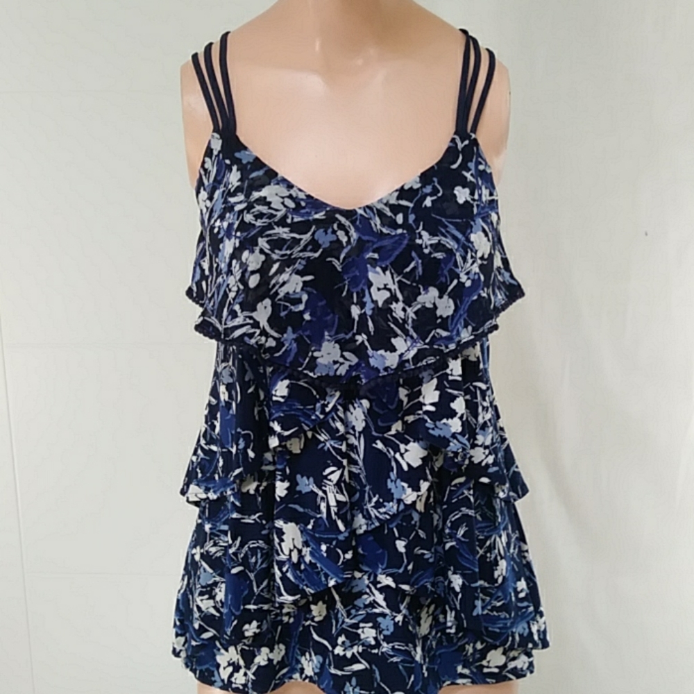 White House Black Market Tiered Blouse sz XXS